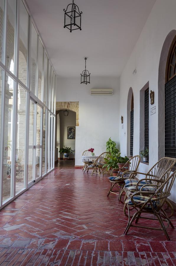 Convento Madre De Dios De Carmona Hotel Eksteriør billede