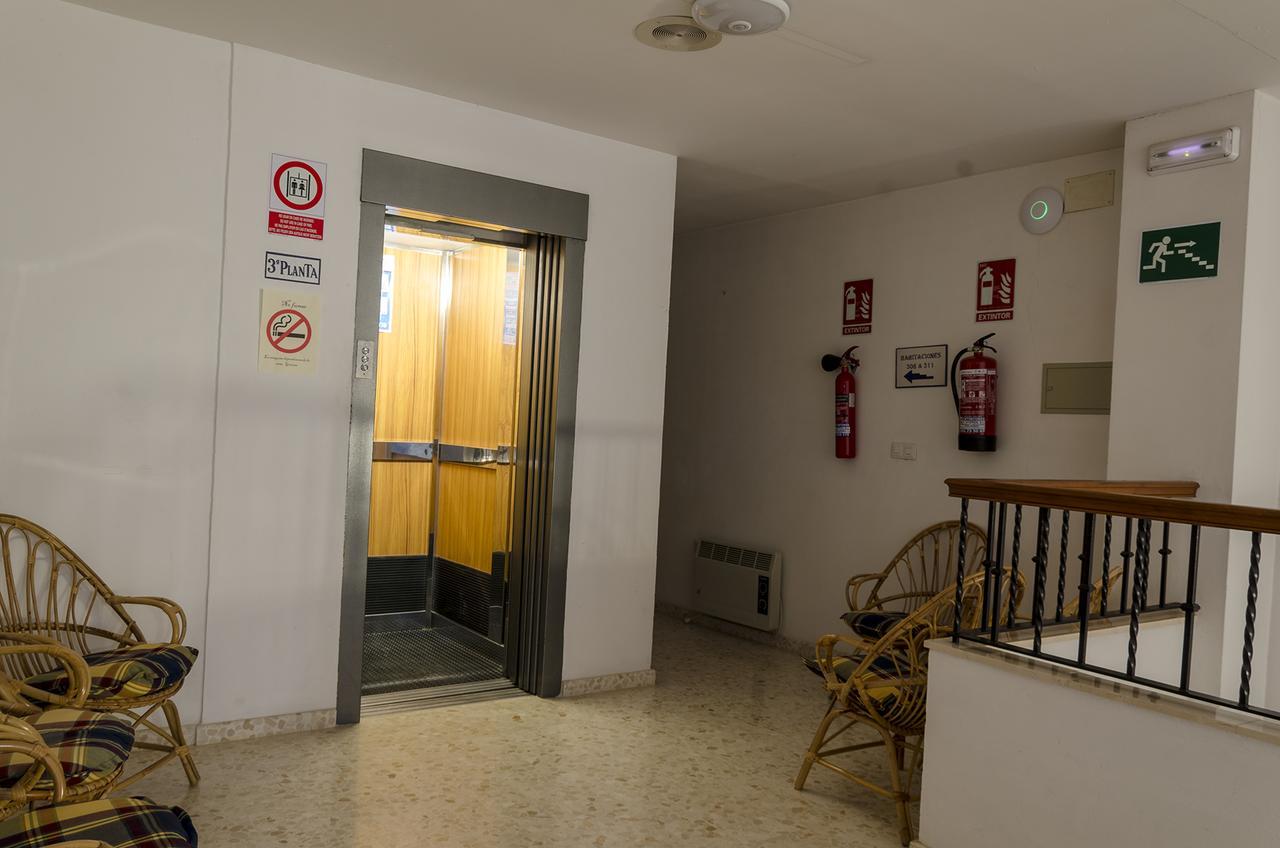 Convento Madre De Dios De Carmona Hotel Eksteriør billede