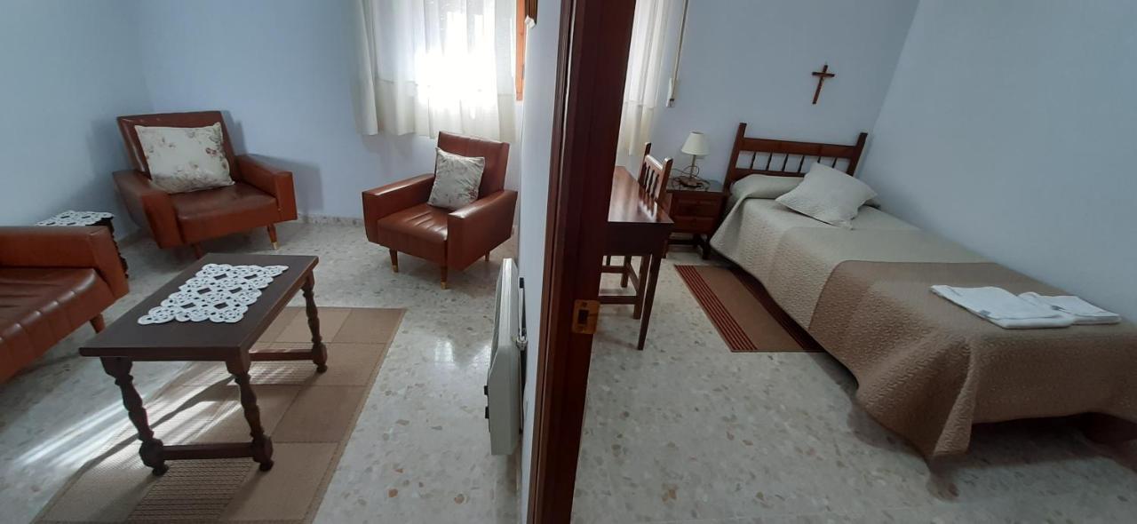 Convento Madre De Dios De Carmona Hotel Eksteriør billede