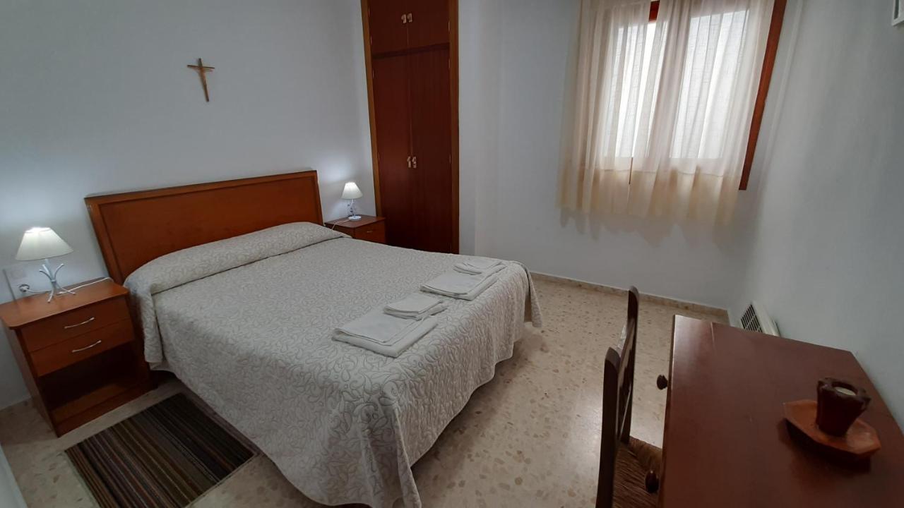 Convento Madre De Dios De Carmona Hotel Eksteriør billede